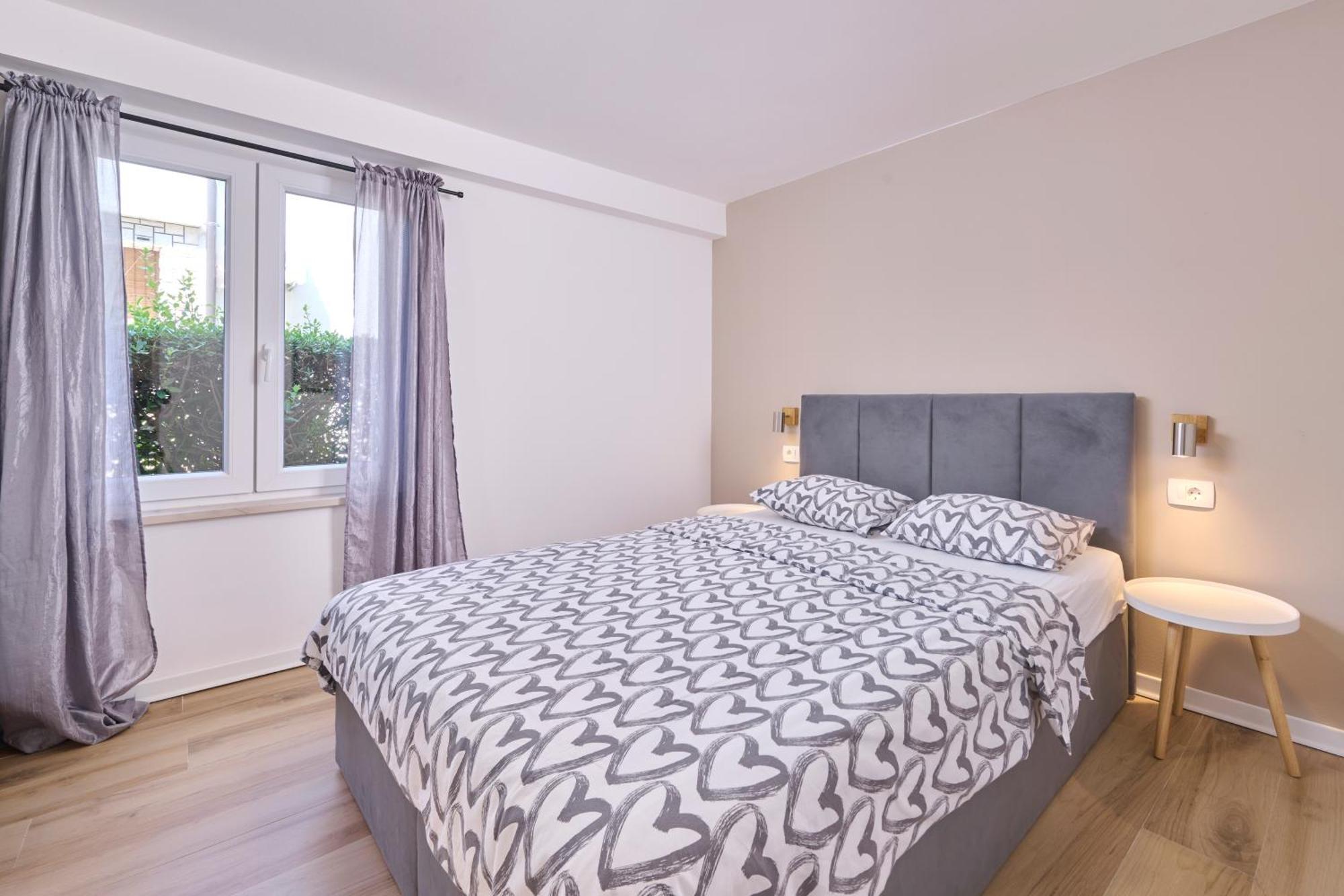 Belvedere Apartments Umag Extérieur photo